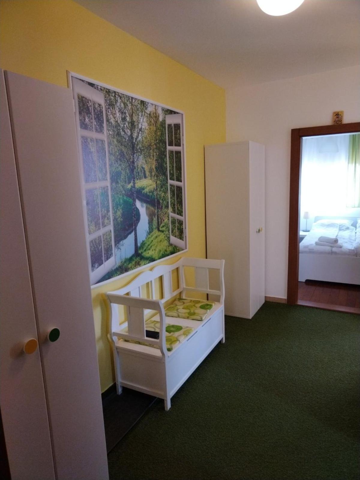 Apartamento Raj Pegaz Vrnjačka Banja Exterior foto